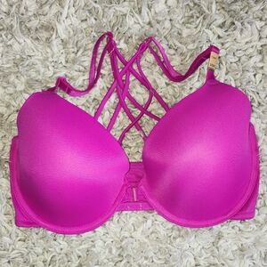 Nwt-Victoria's Secret PINK Wear Everywhere T-shirt Lightly Lined Wired Size 34dd